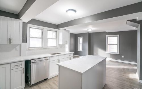 1131 Orchard St, Peekskill, NY 10566-2839