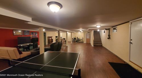 7 Bedle Rd, Hazlet NJ  07730-1209 exterior