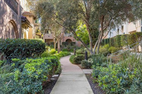 2989 Escala Cir, San Diego, CA 92108-6723
