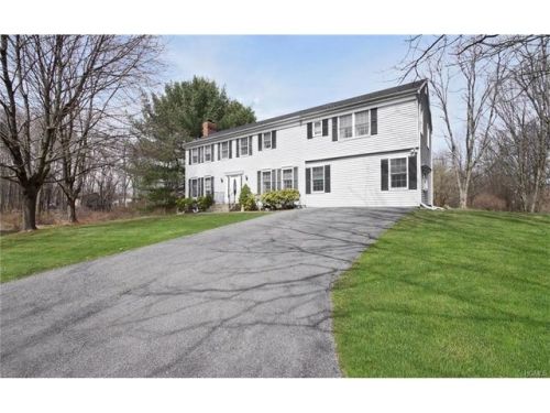 950 Goshen Tpke, Circleville, NY 10919-3249