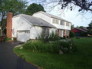 2385 Greenlawn Dr, Troy, OH 45373-4313