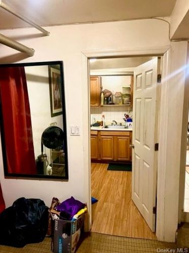 18 Monroe St, Mount Vernon NY  10550-3663 exterior