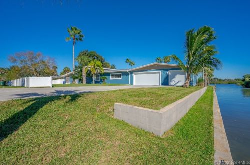 166 Cory Dr, Edgewater, FL 32141-7224