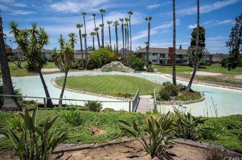 23044 Nadine Cir, Torrance CA  90505-8852 exterior