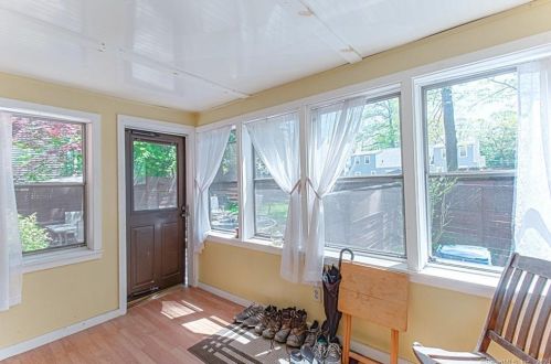 82 Chambers St, Manchester CT  06042-2912 exterior