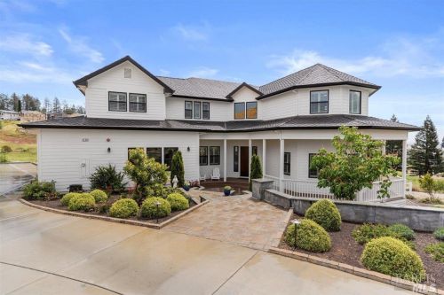3736 Woodbourne Pl, Santa Rosa CA  95403-0941 exterior