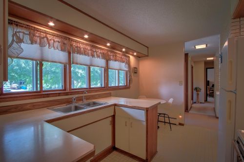 832 Cypress St, Spectacle Lake, MN 55008-2117