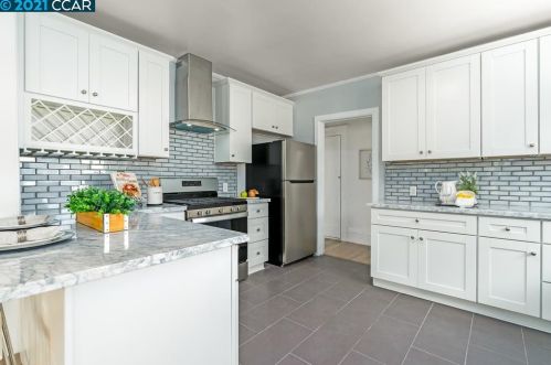 1349 Delaware St, Berkeley CA  94702-1408 exterior