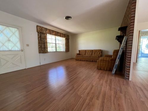 2430 47th Ave, Vero Beach, FL 32966-2124