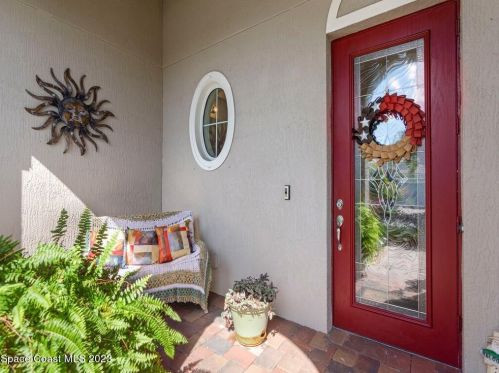 1707 Belmont Cir, Vero Beach, FL 32968-6714