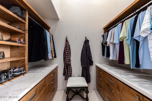 2116 Buck Rdg Pl, Tucson AZ exterior