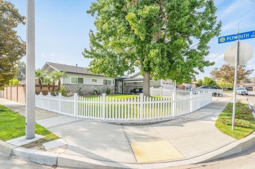 1639 Bentley Pl, Glendora, CA 91740-6040