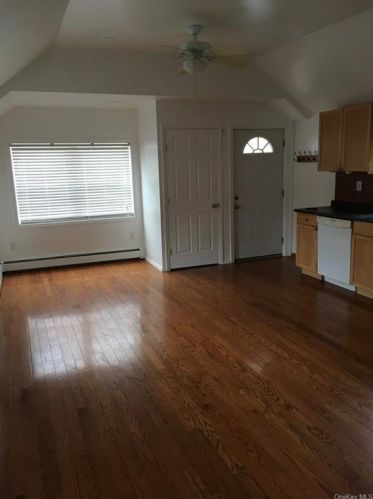13 Spring St, Warwick NY  10990-1312 exterior