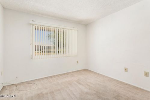 9902 Spruce Dr, Sun City AZ 85351-1958 exterior