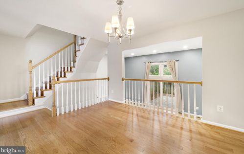 2356 Horseferry Ct, Herndon VA 20191-2733 exterior