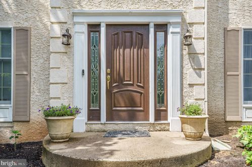 104 Spyglass Dr, Blue Bell PA  19422-3216 exterior