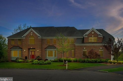 10 Hoagland Way, East Amwell Township, NJ 08551-2058