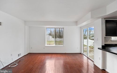 27 Heatherfield Way, Dover DE  19904-9749 exterior