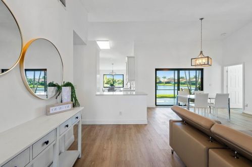 5657 Aspen Ridge Cir, Delray Beach FL  33484-2585 exterior