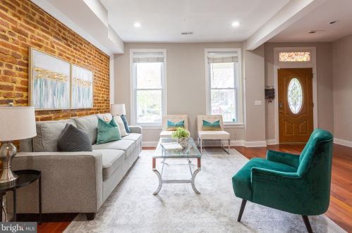 19 Bryant St, Washington, DC 20001-1027