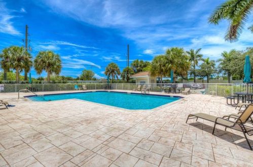 16118 Ravina Way, Naples FL  34110-3234 exterior