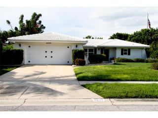2535 Cardwell Way, Sarasota, FL 34231-7010