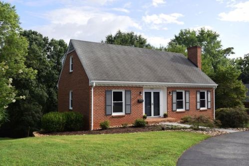 6040 Rhonda Rd, Lynchburg, VA 24502-4922