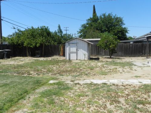 1340 Joseph St, Livingston CA  95334-1626 exterior