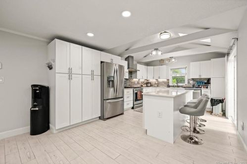 156 Summit Dr, North Branford CT  06471-1234 exterior