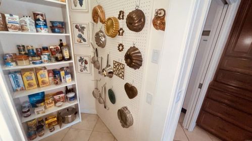 3304 Silver Oak Ln, Vista CA  92084-6614 exterior