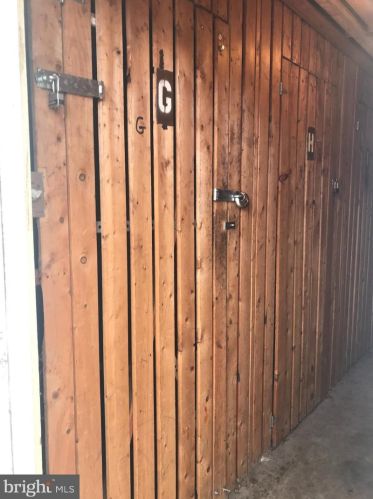 3094 Harbour Dr, Palmyra NJ 08065-2217 exterior