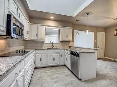 4604 Versailles Ln, Plano TX  75093-3506 exterior