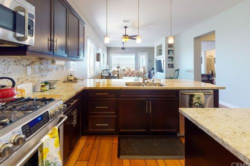 382 Prospect Park, Beaumont CA  92223-3404 exterior