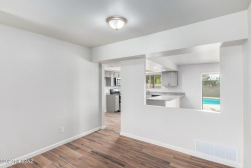 9326 30th St, Tucson AZ  85710-8006 exterior