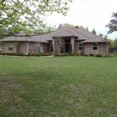 6396 Wisteria Dr, Milton, FL 32570-5453
