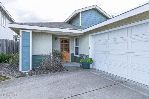 1324 Foster Rd, Santa Maria, CA 93455-3493