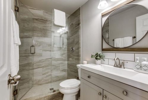 1001 Meadow View Cir, Richardson TX  75080-2932 exterior