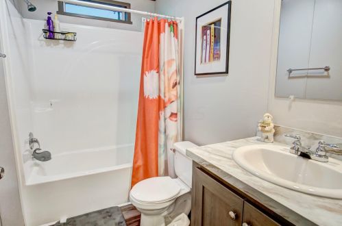 4795 Snowdrift Ln, Zanesville OH  43701-7098 exterior