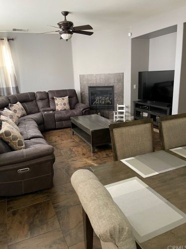 13837 Finch Way, Victorville, CA 92394-7624