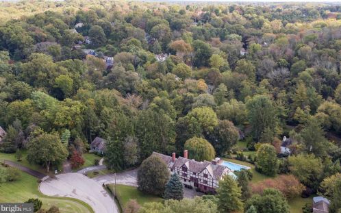 1854 Mallard Ln, Ithan, PA 19085-2026