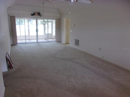 4801 Squire Hollow Dr, Lakeland, FL 33811-1588