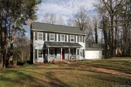 2315 Torrington Ln, Charlotte, NC 28262-3175