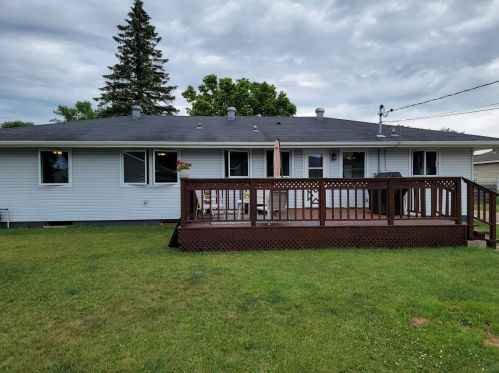 2421 Hewitt St, La Crosse WI  54601-7665 exterior