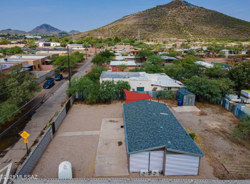 842 21st St, Tucson AZ  85745-3034 exterior