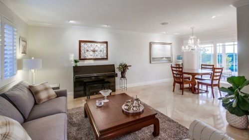 7060 Dennison St, San Diego CA 92122-2431 exterior