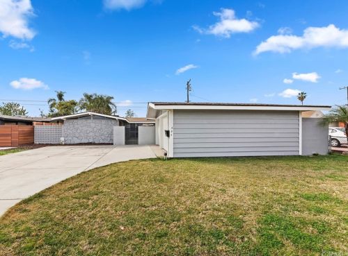 701 Dorchester St, Anaheim, CA 92805-4924