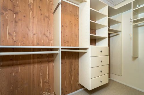 2755 Valle Vista Dr, Glendale CA  91206-4720 exterior