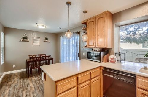 1785 Promenade Pl, Vista CA  92083-6167 exterior