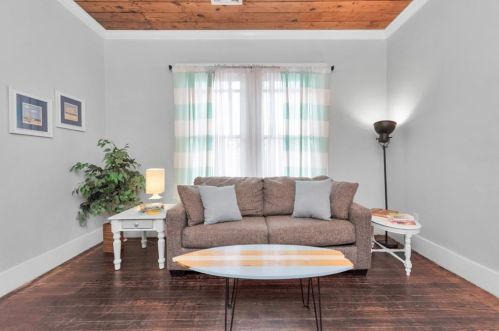 2223 33 St, Galveston TX 77550-7505 exterior