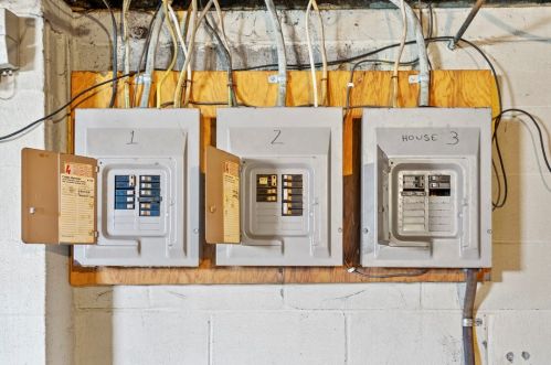 2962 Glenmawr St, Pittsburgh PA 15204-1452 exterior